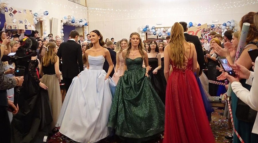 Ples 4R 2025/26 - ALL in ONE