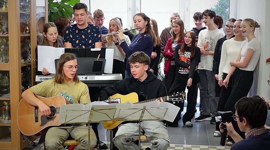 Zpívání na schodech 2025